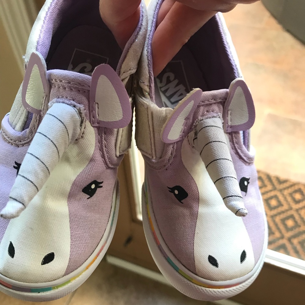 Unicorn Vans Asher
